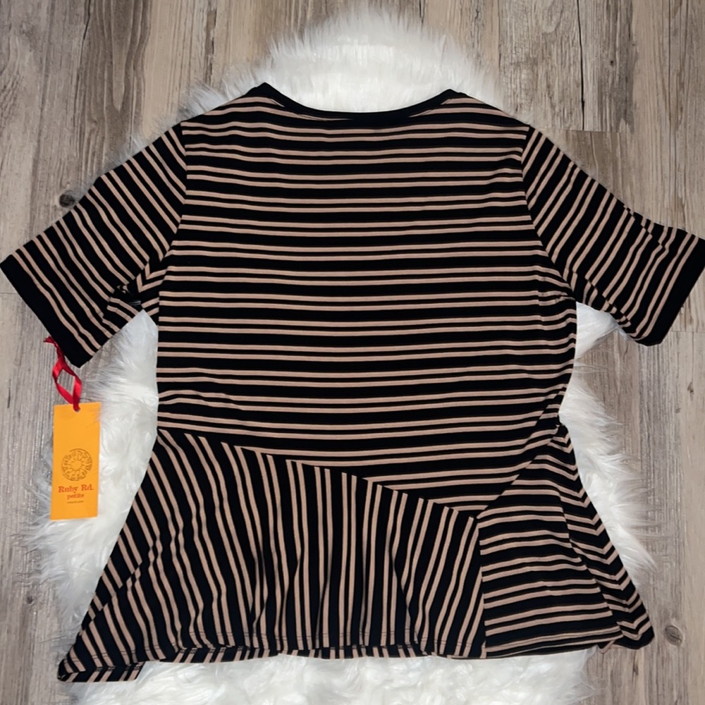 Ruby Rd. Top (Small / Petite Med) - Picture 6 of 15